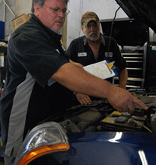 mechanics repair cars engine Stewarts Donnybrook Auto Tyler TX